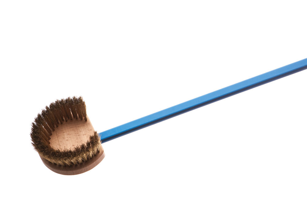 Gi.Metal Azzurra 15cm / 6in Round Brass Bristle Brush, 150cm handle
